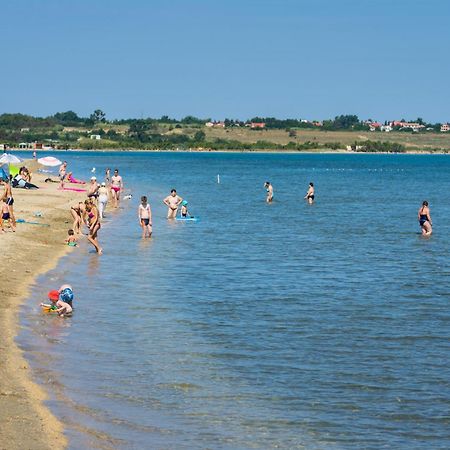 Apartments With A Parking Space Nin, Zadar - 11402 외부 사진