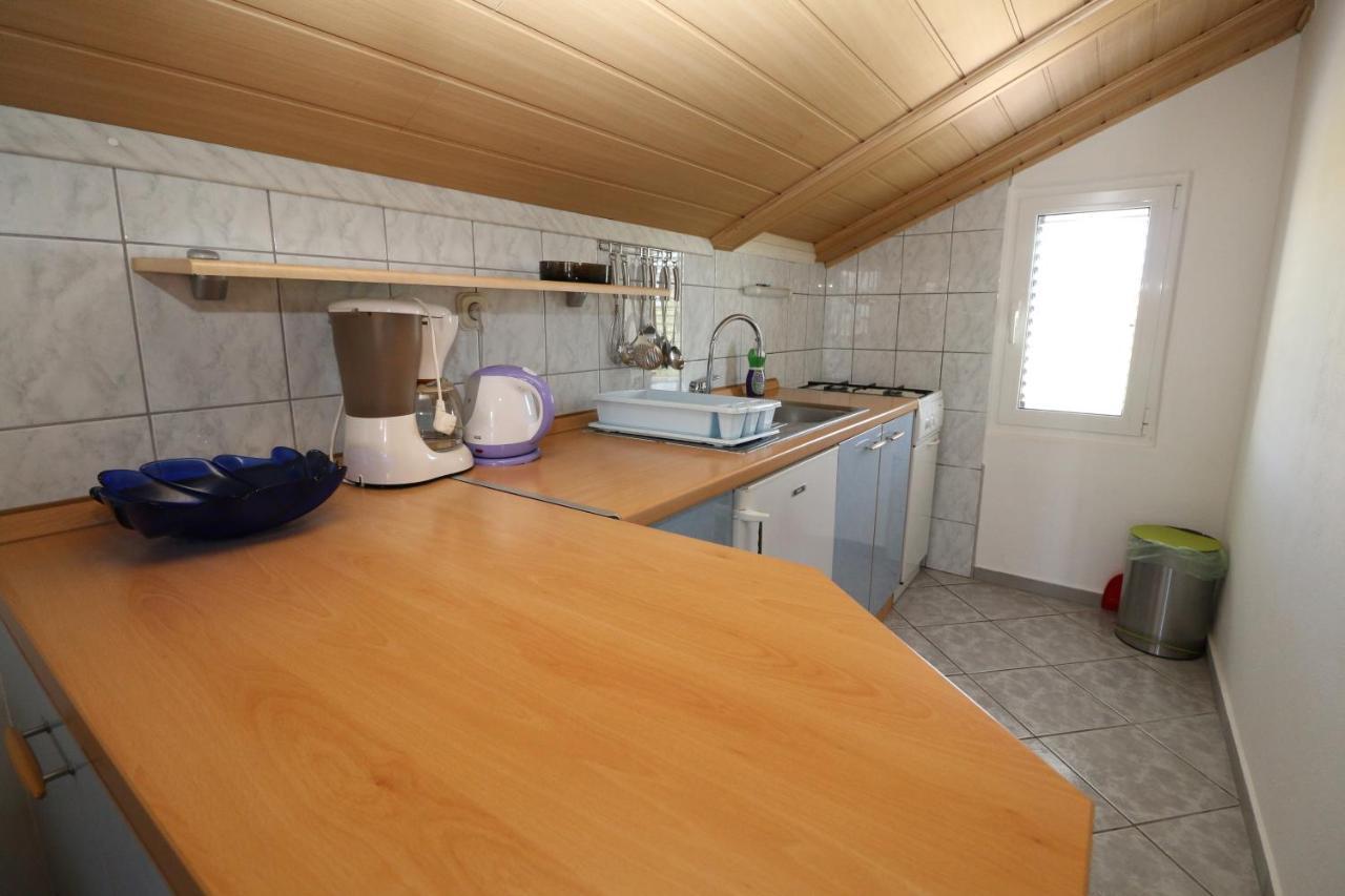 Apartments With A Parking Space Nin, Zadar - 11402 외부 사진